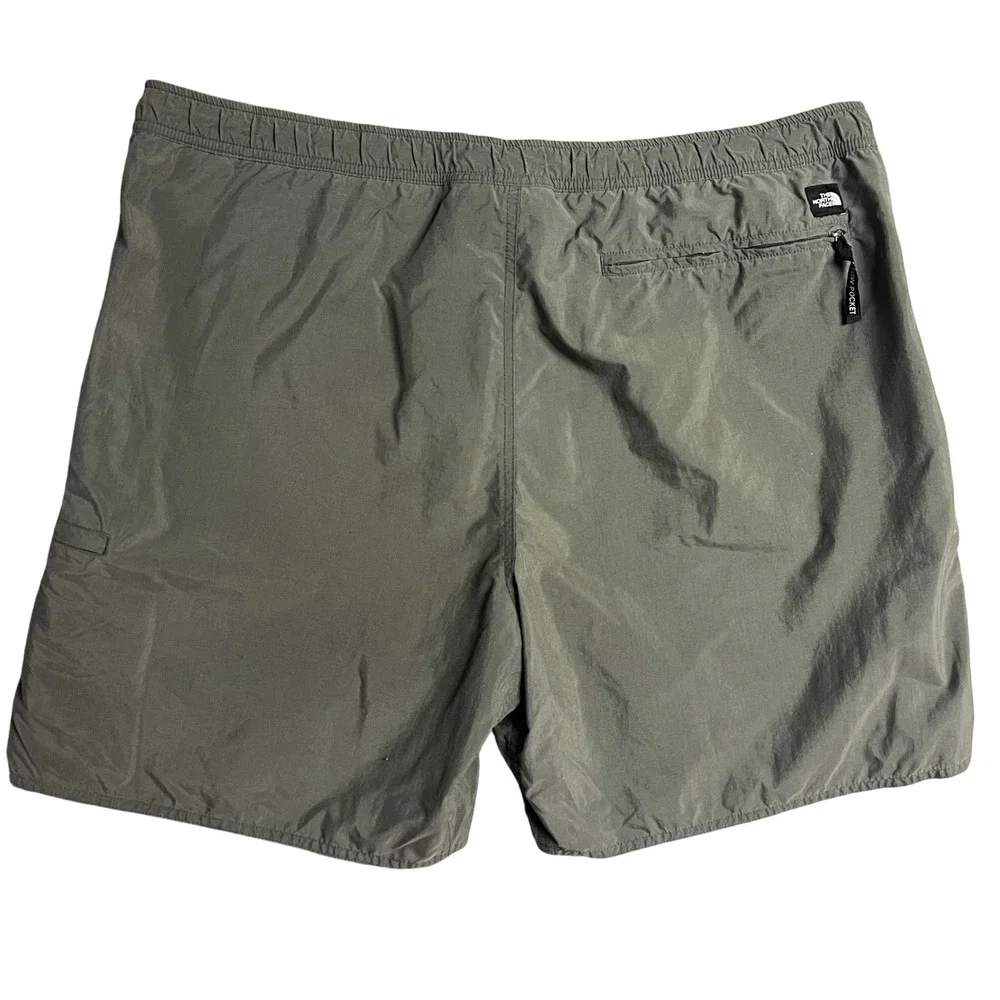 The North Face Cargo Swim Shorts XL Gray Nylon Quick Dry Zip Pocket Hiking Beach